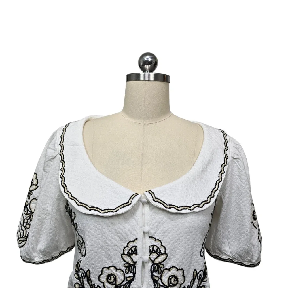 Anthropologie Embroidered Puff Sleeve Cropped Top White Square Neck Womens Small